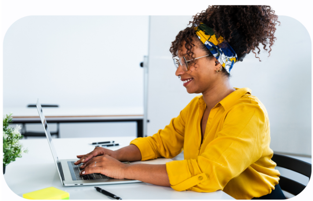 executive working at staXscale - premium managed hosting